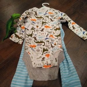 18 months new carters 3 piece set